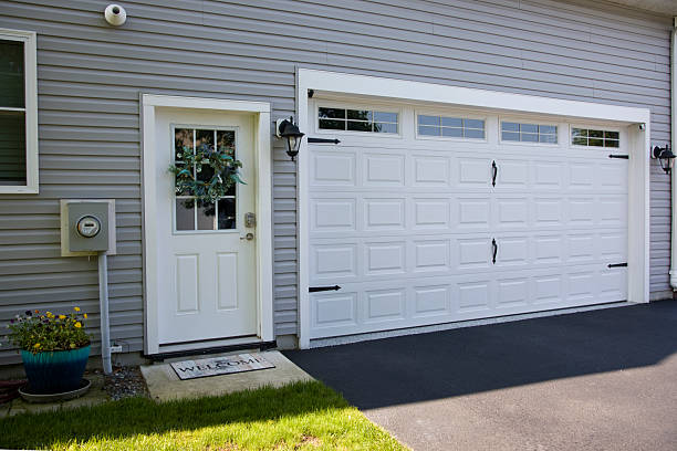 24/7 Emergency Garage Door Panel Replacement experts in Santa Clara, UT